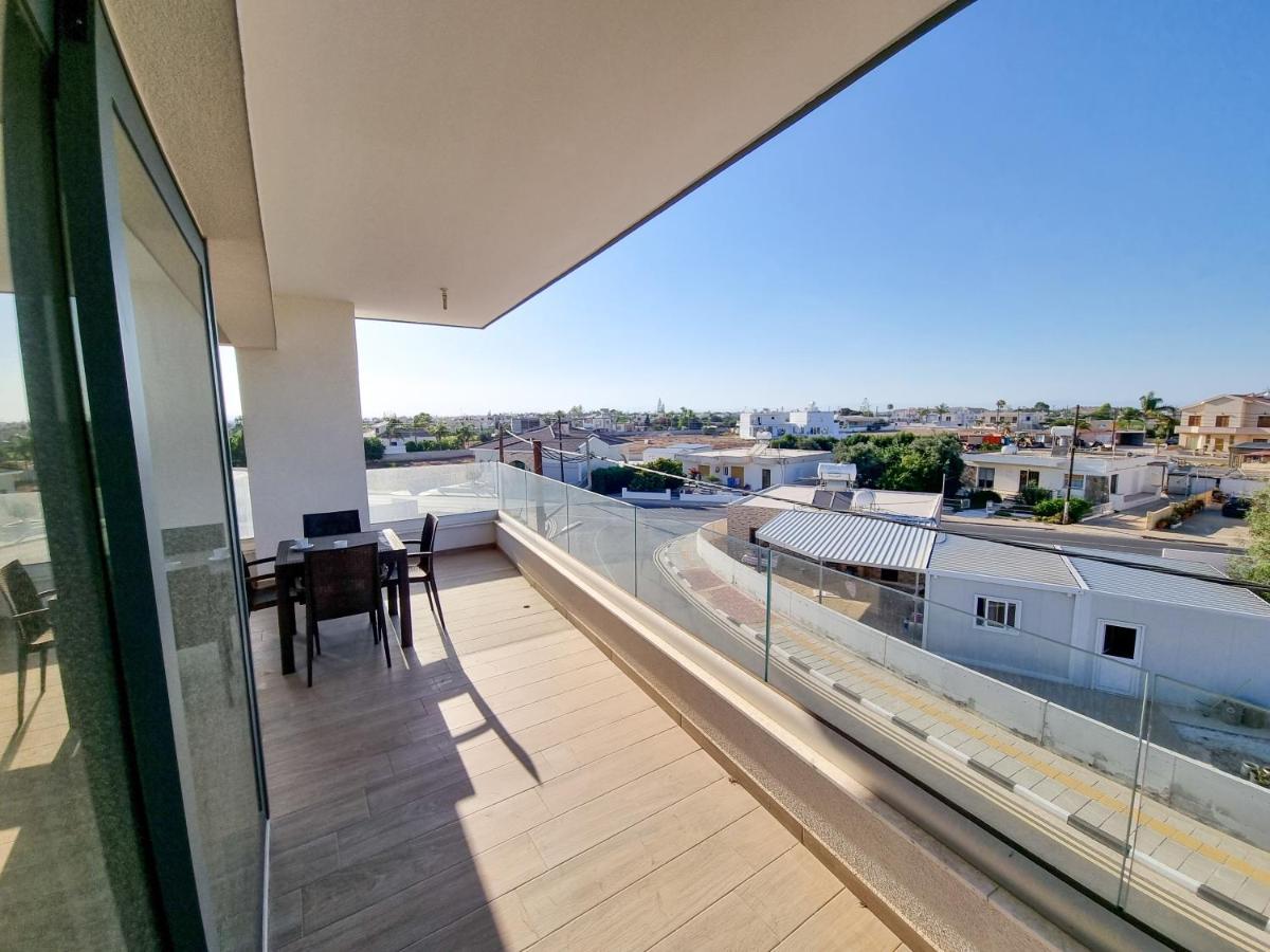 פאראלימני Lucky Strike Apartment מראה חיצוני תמונה